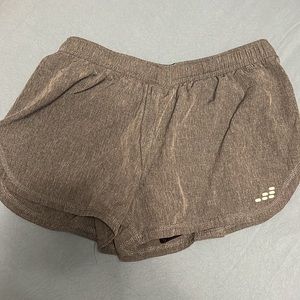 Medium running shorts